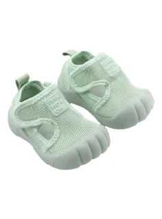Sea shoes