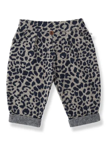 Spotted trousers
