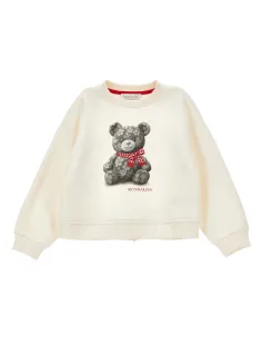 Closed sweatshirt