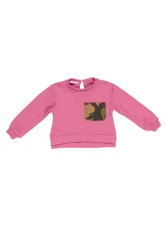 Sweatshirt with pocket