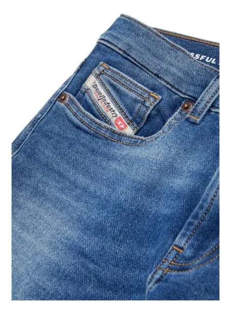 Sweatshirt denim trousers