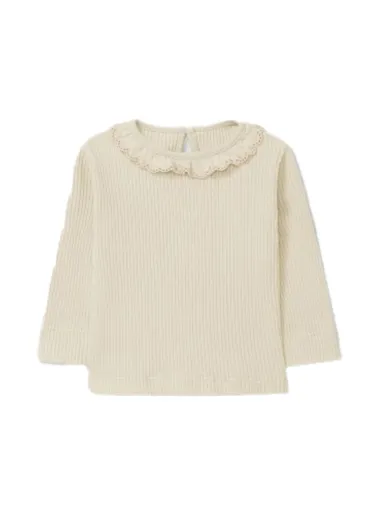 Long-sleeved T-shirt