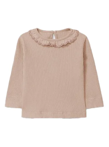 Long-sleeved T-shirt