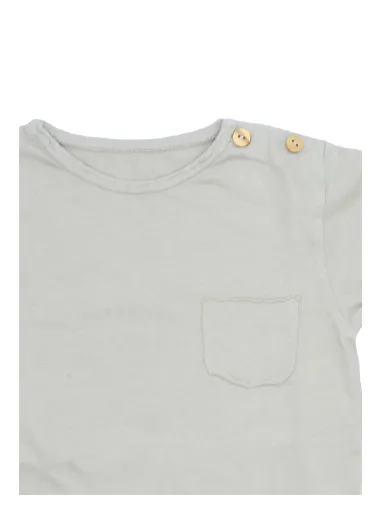 Long-sleeved T-shirt