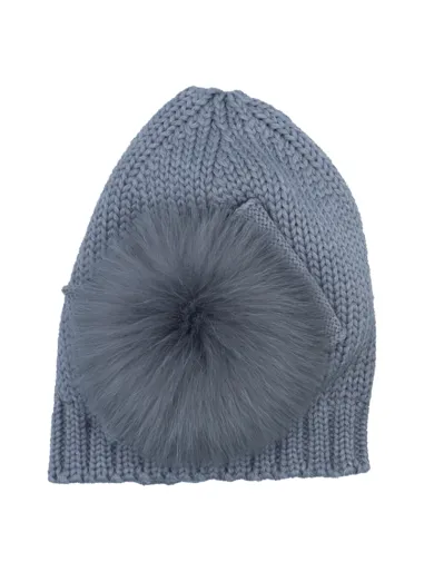 Hat with bow and pompom