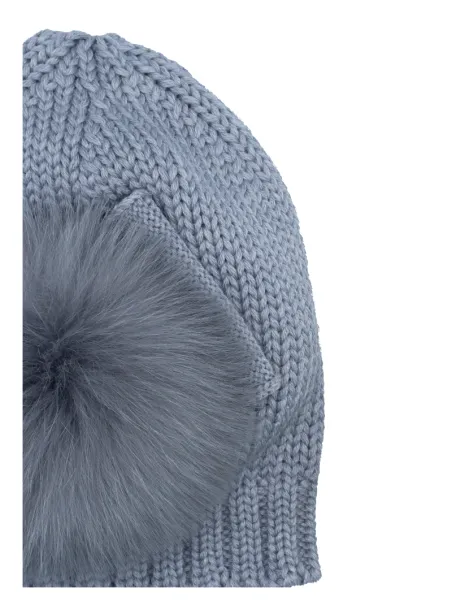 Hat with bow and pompom