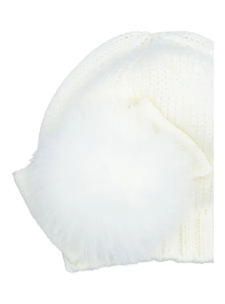 Hat with bow and pompom