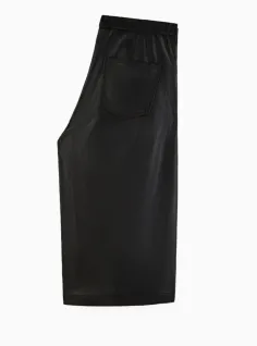 Faux leather Bermuda shorts 2